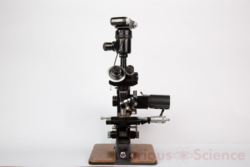 Photographing Microscope